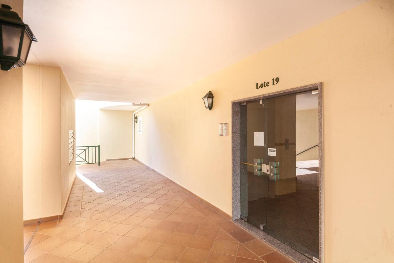 A54 - Perola Apartment In Armacao De Pera Luaran gambar