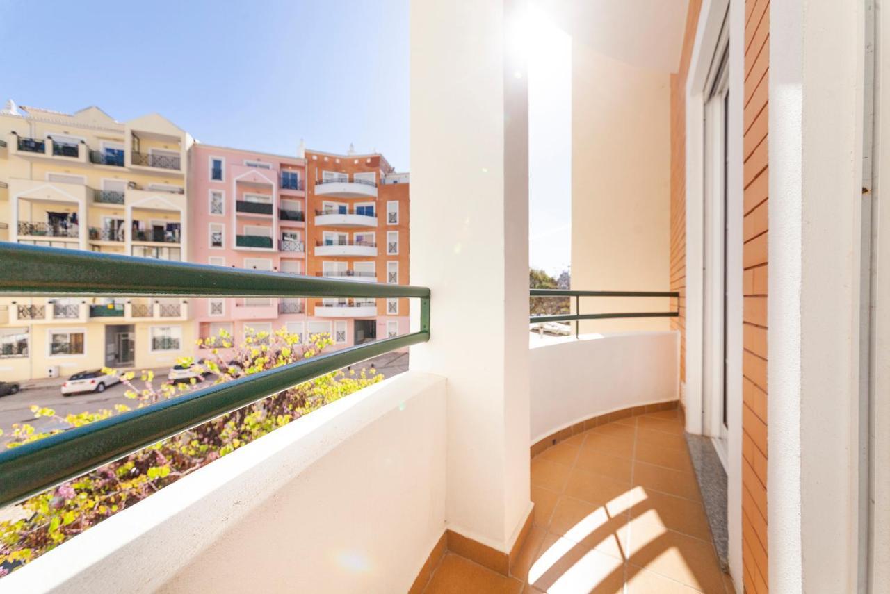 A54 - Perola Apartment In Armacao De Pera Luaran gambar